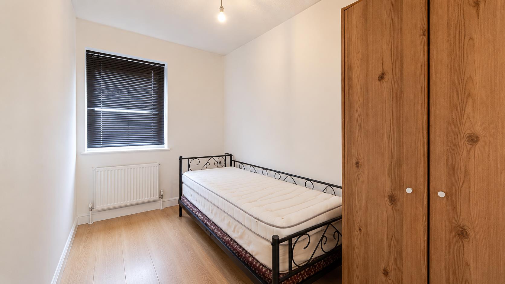 Dyers Mews, Neath Hill, Milton Keynes